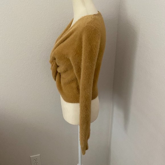 LOVE TREE Sweater - Picture 2 of 9